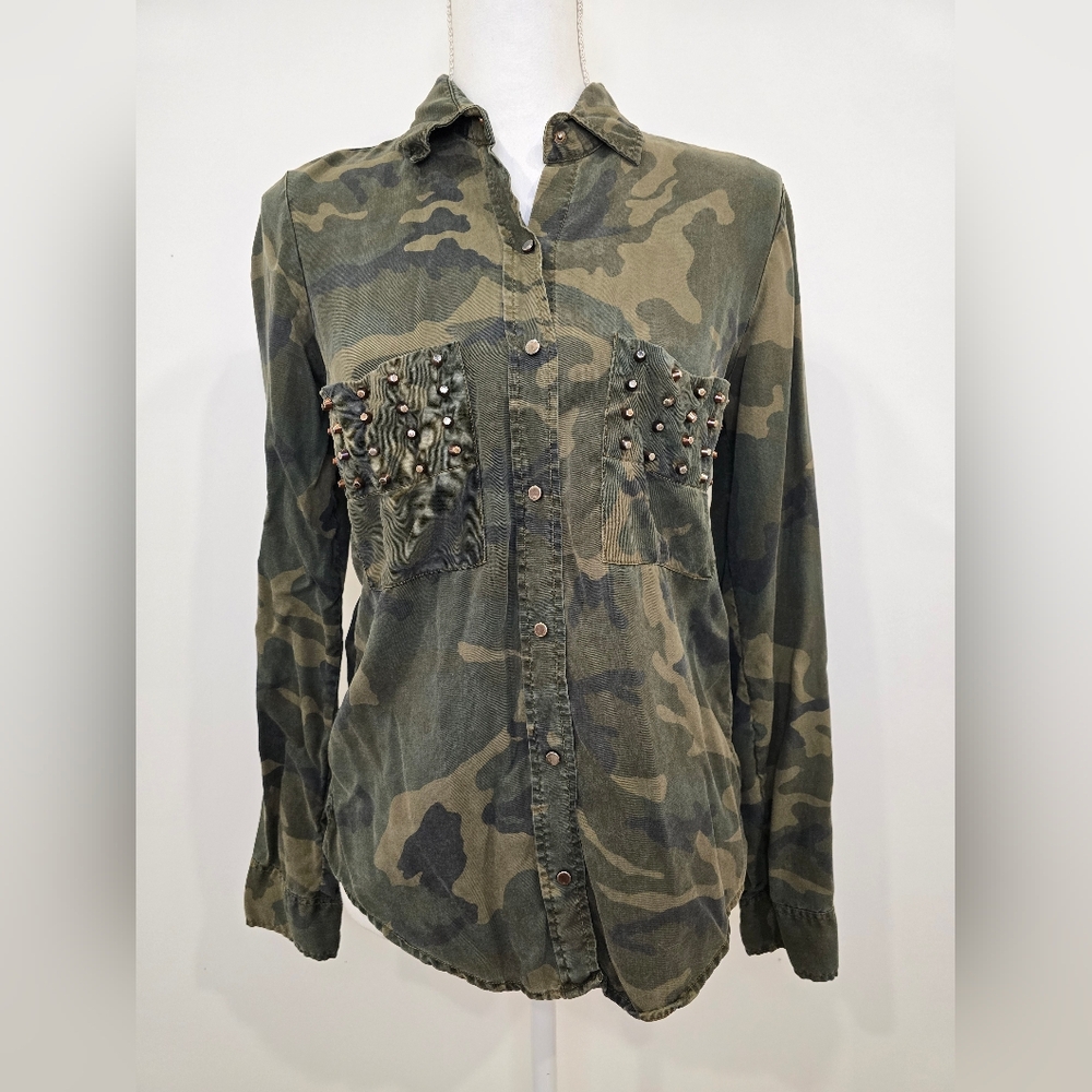 Zara Green Camouflage Button Down Shirt with Stud Accents